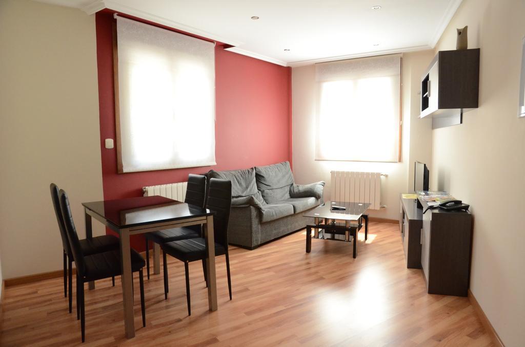 Apartamentos El Rincon De Limes Cangas De Narcea Exterior foto